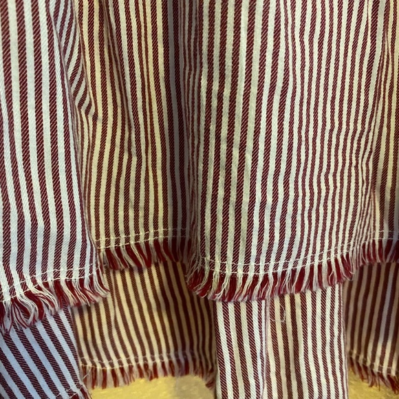 True Craft 2x babydoll style striped collar top. - Picture 5 of 5